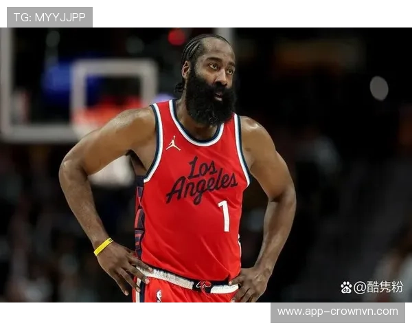 哈登通过挡拆创造得分多样性显著提升火箭进攻效率