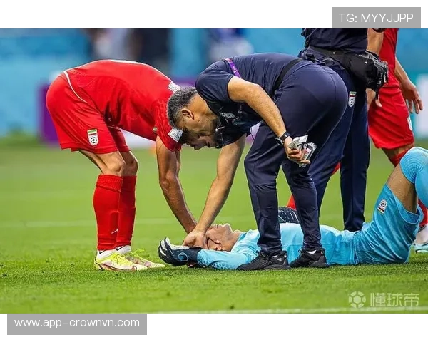 伤停补时规则详解：裁判如何决定补时长度及其判罚标准