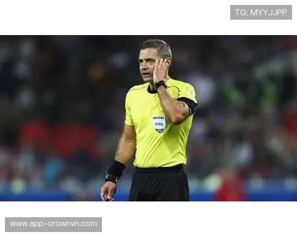 VAR判罚依据如何影响裁判最终决定？权威规则解读