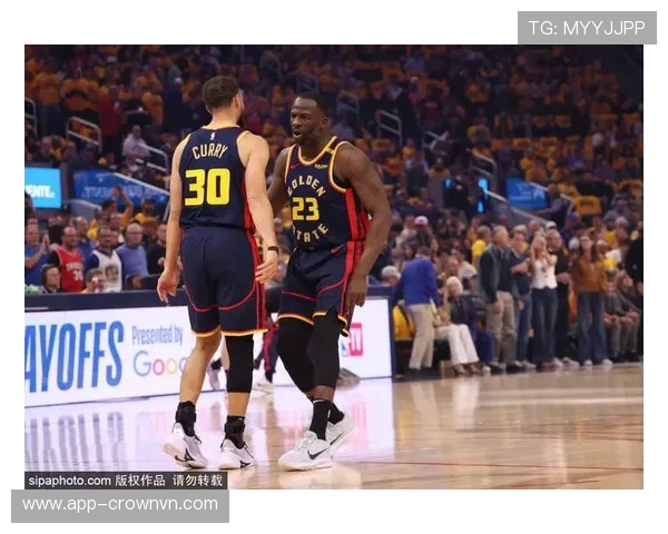 格林挡拆创造错位效应显著提升勇士防守转换效率