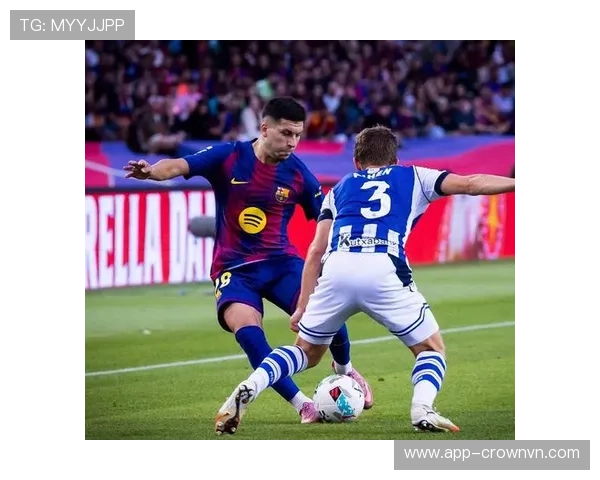 撕开对方防线接应破门，莱万本赛季胜过以往