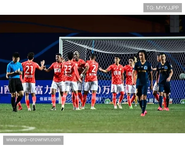 瓦伦西亚俱乐部运营危机逐步反映于球队表现，对赛季走势形成制约