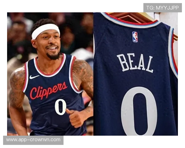 比尔对阵掘金单打较上季更偏拉开空间提升三分效率